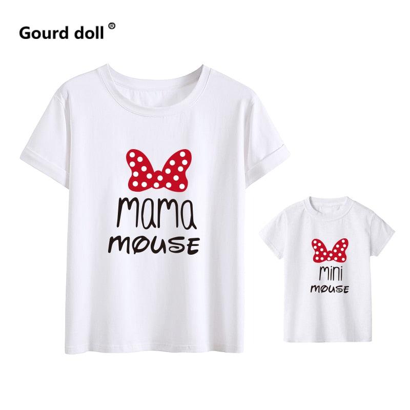 Conjunto de Camisetas de Família Estilo "Mamãe e Eu"