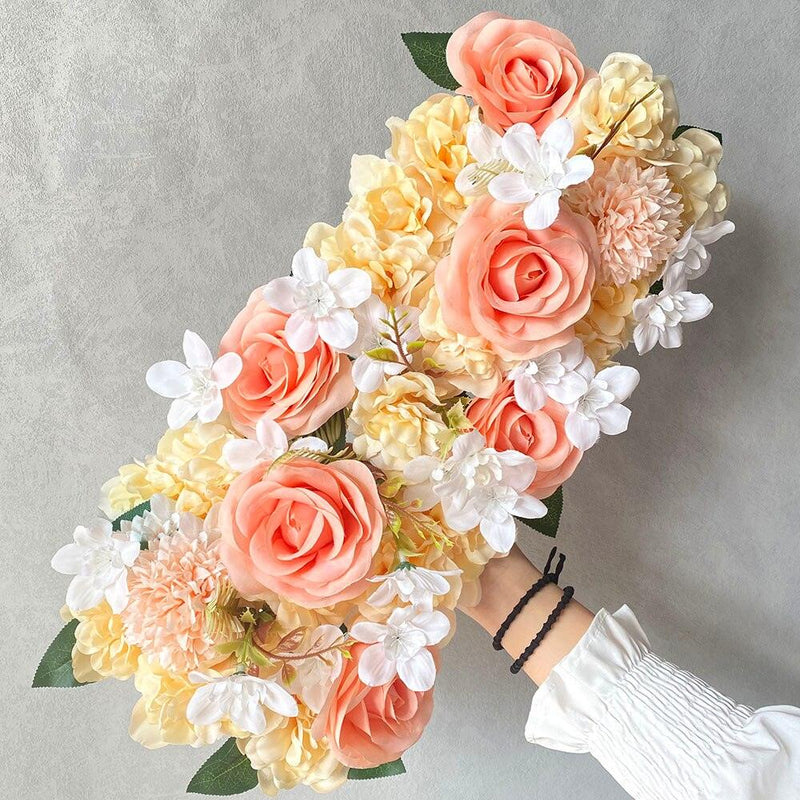 Arranjo de Arco de Casamento DIY