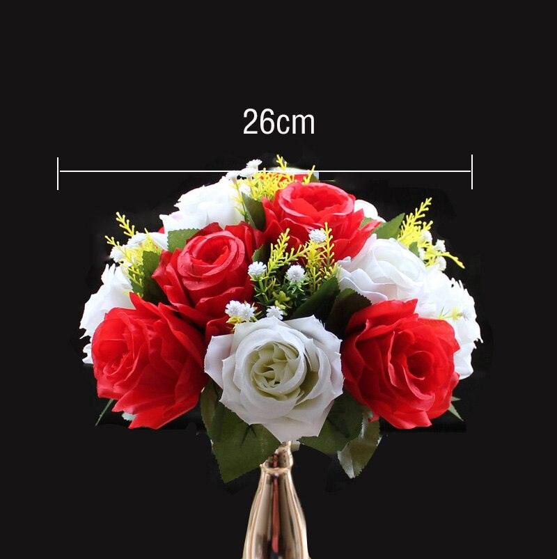 Arranjo de Arco de Casamento DIY