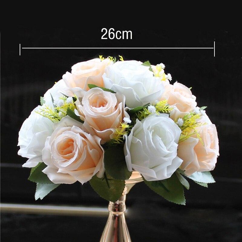 Arranjo de Arco de Casamento DIY