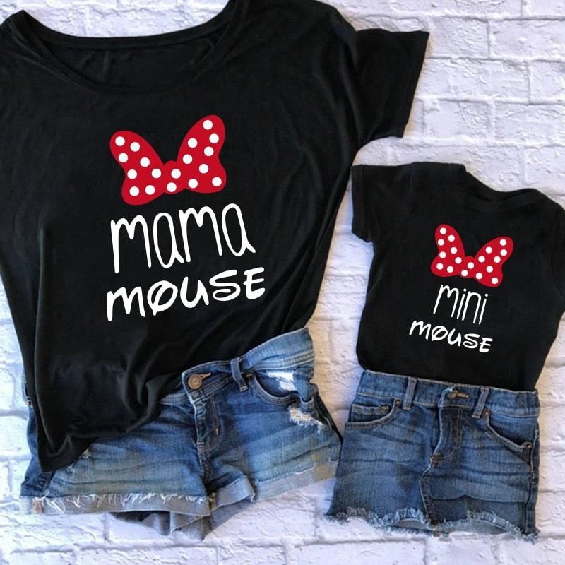 Conjunto de Camisetas de Família Estilo "Mamãe e Eu"